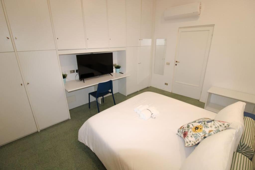 Al Duomo Di - Posto Auto Privato Prenotabile Apartment Parma